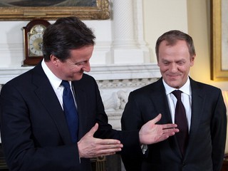 Tusk donates gift from David Cameron to the Great Orchestra
