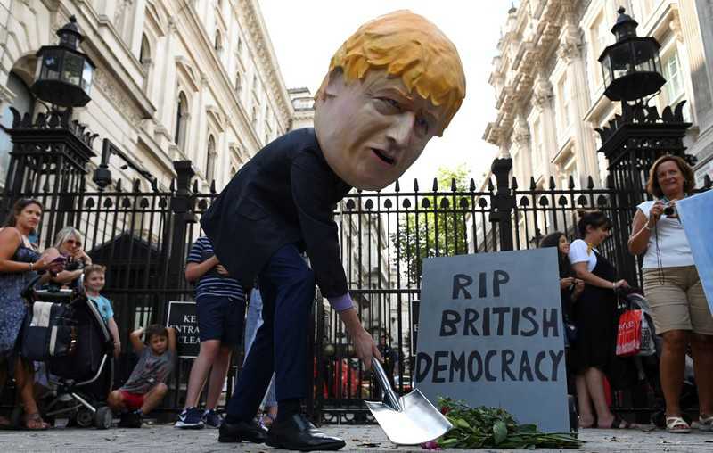 Brexit: Ponad milion podpisów pod petycją przeciwko zawieszeniu parlamentu