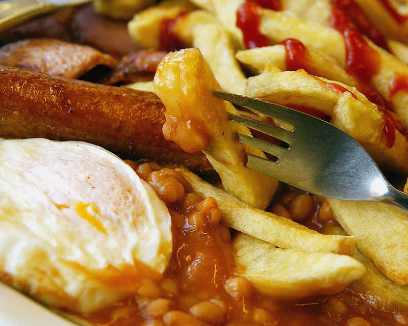 Brytyjski nastolatek stracił wzrok przez "śmieciowe jedzenie"