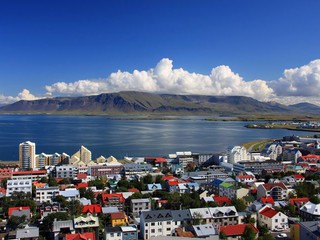 Iceland drops EU membership bid