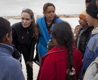 Angelina Jolie o braku pomocy dla Syrii: "To hańba"
