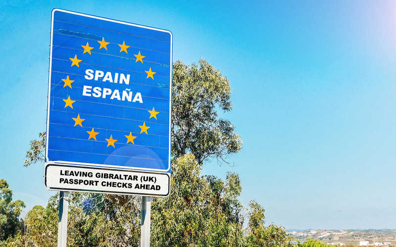 Hiszpania przygotowuje firmy na twardy Brexit