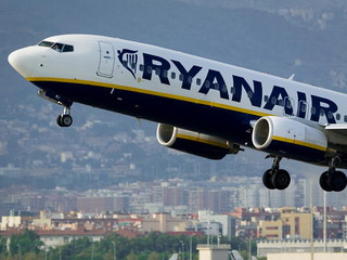 Ryanair plans to offer flights between Europe and the US