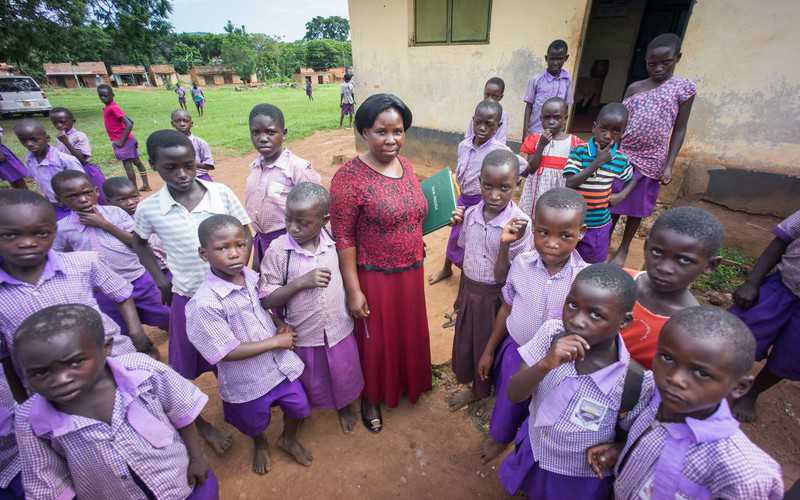 UNESCO: Co szóste dziecko w wieku szkolnym nie uczęszcza do szkoły