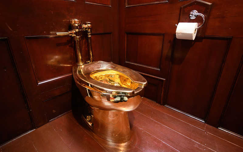 Blenheim Palace's £5m golden toilet stolen in smash-and-grab raid