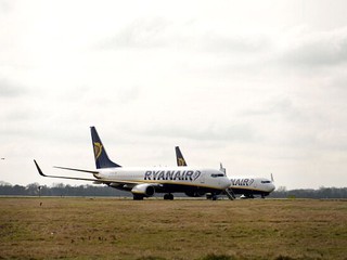 Stag party thrown off Ryanair flight to Spain after steward 'burst into tears'