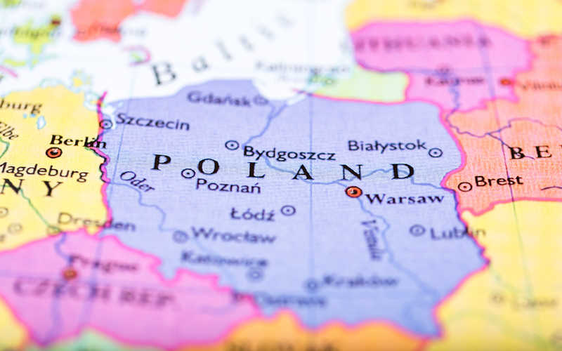 Polacy częściej twierdzą, że sprawy w naszym kraju idą w złym kierunku