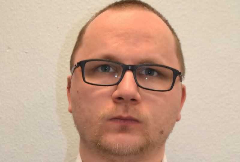 Far-right extremist found with instructions for killing people and making bombs