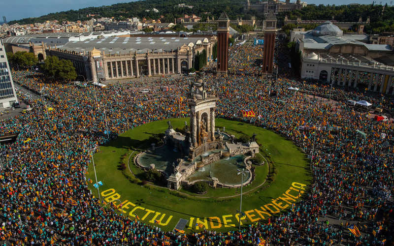 Hiszpania: Zatrzymani separatyści planowali atak na parlament Katalonii