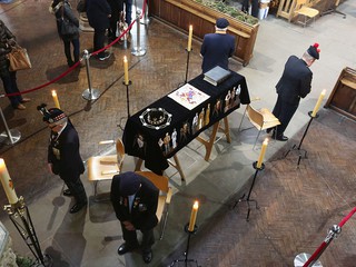 Richard III: Leicester Cathedral reburial service for king