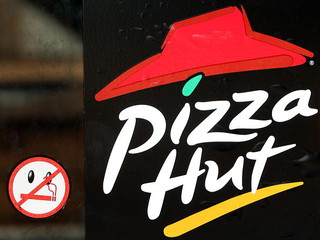 Girl bites into Pizza Hut takeaway and discovers knife blade