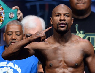 Mayweather to become richest athlete after fighting Pacquiao  