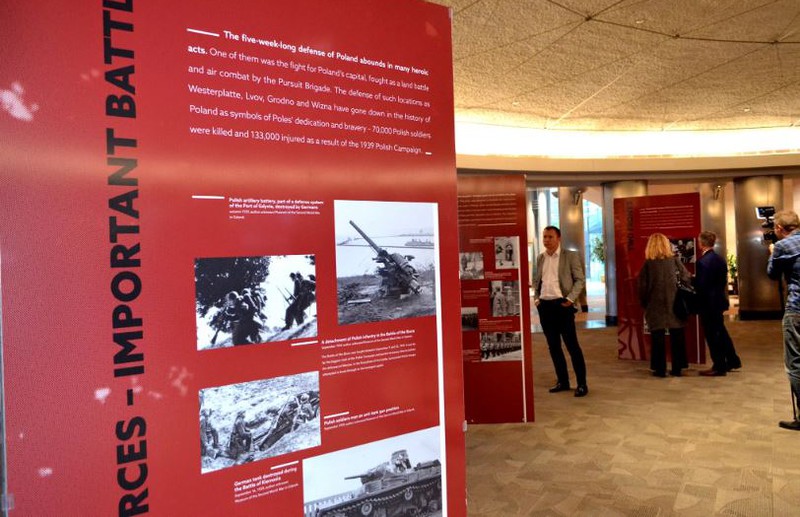 Canada: Consul in Toronto opened the exhibition "Fight and suffering"