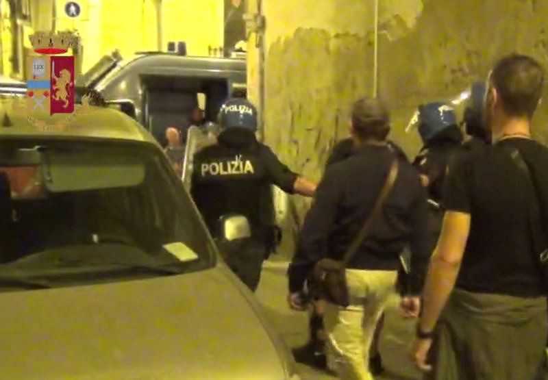 Six Poles arrested after the Cagliari Calcio match arrested