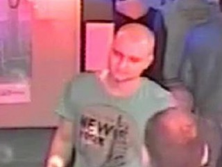 Police hunt Polish bald thug 