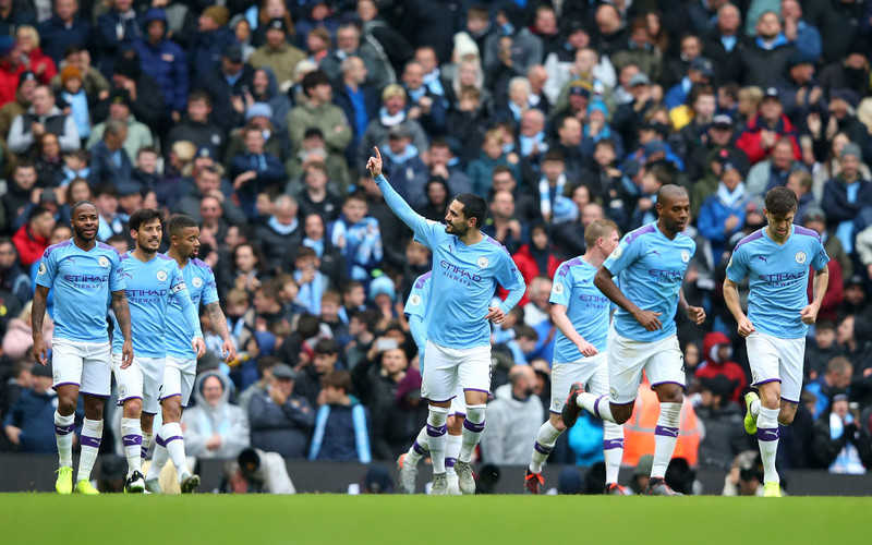 Manchester City returned to second place in the table