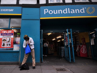 Zakupy w Poundlandzie droższe niż w innych sklepach
