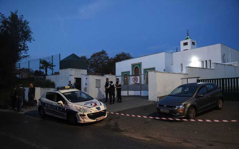 Francja: Strzelanina pod meczetem. Dwie osoby ranne