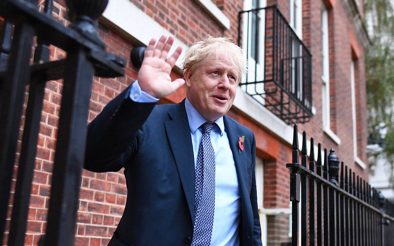 Boris Johnson's Conservative party has received cash from 9 Russian donors 