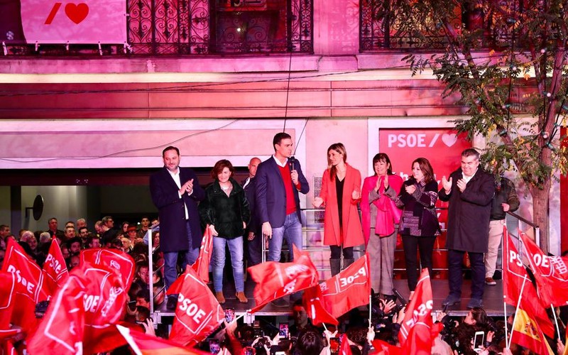 Hiszpania: Wybory parlamentarne wygrali socjaliści premiera Sancheza