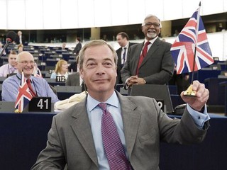 Farage: "Przez politykę UE możemy być zalani terrorystami"