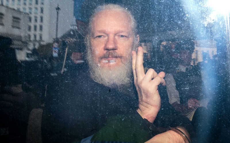 W Szwecji umorzono śledztwo ws. Assange'a