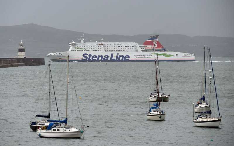16 people found in sealed trailer on ferry heading to Ireland