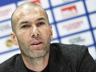 Zinedine Zidane został trenerem dyplomowanym