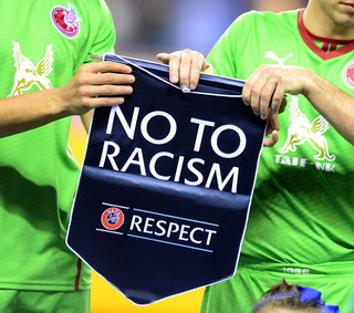 Fifa to introduce racism monitors as part of buildup to 2018 World Cup