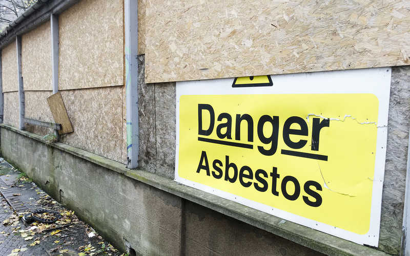 Raport: Azbest to wciąż duży problem w UK