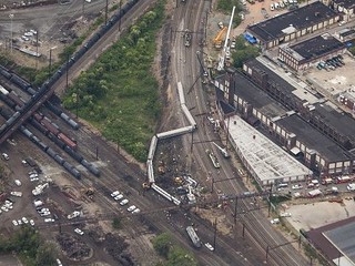 7 zabitych i 200 rannych w katastrofie kolejowej w Filadelfii