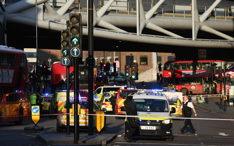London Bridge: Man shot by police after stabbing