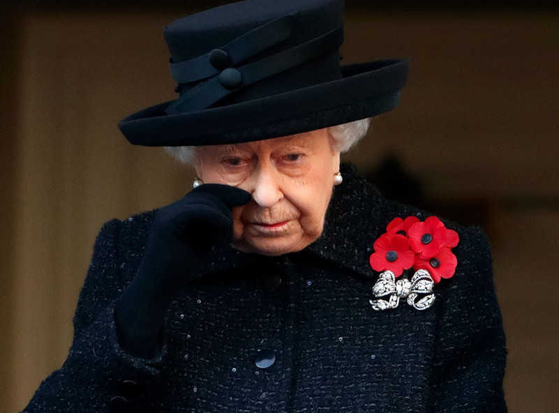 Królowa składa kondolencje rodzinom ofiar i dziękuje tym, którzy zatrzymali sprawcę