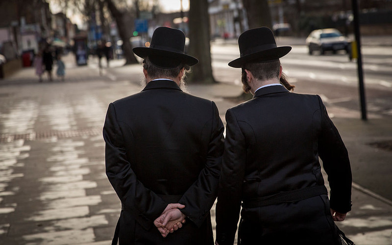 Brutalny atak na rabina w Londynie