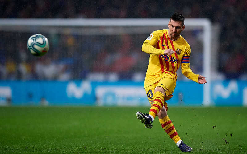 Barcelona's Leo Messi breaks Atlético Madrid hearts