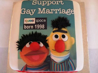 Kara za odmowę upieczenia ciasta wspierającego małżeństwa homoseksualne