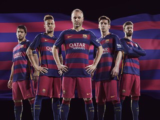 Barcelona present new 2015-16 kits