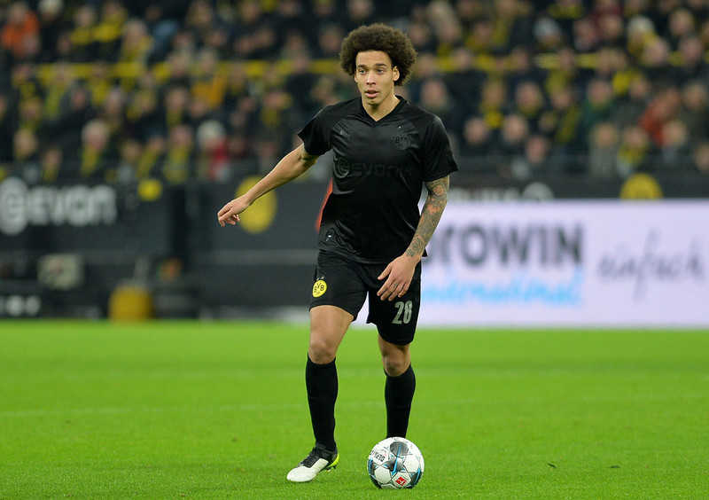 Dortmund midfielder Witsel out for rest of year after fall at home
