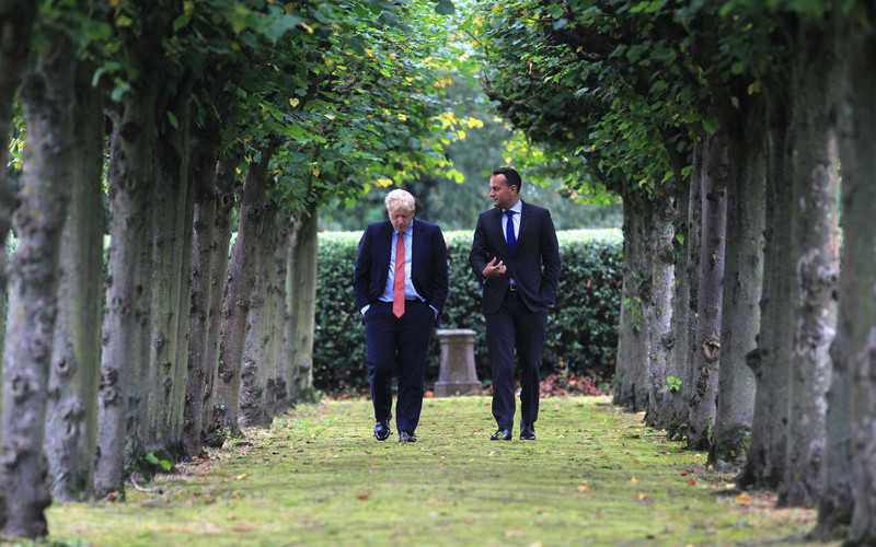 Stormont stalemate: Varadkar and Johnson aim to restore executive