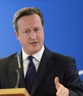 Cameron says Europe needs to seize "re-shoring" opportunities