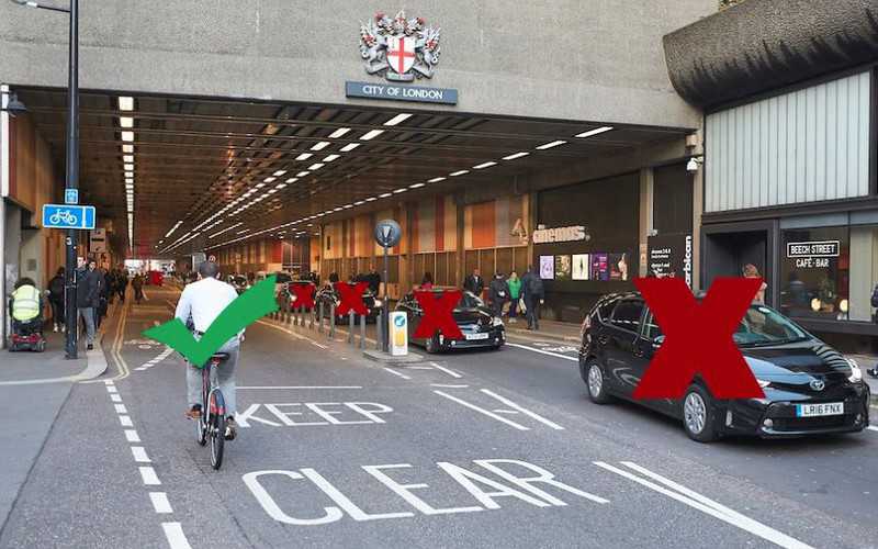 Londyn: Pierwsza ulica z zakazem wjazdu dla samochodów z silnikiem spalinowym