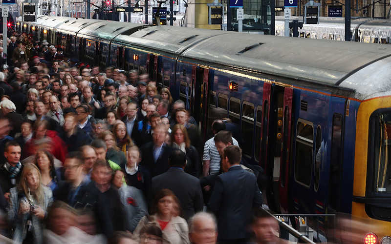 Noworoczna podwyżka w UK. Bilety kolejowe w górę o 2,7 proc.