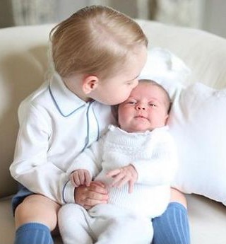 Prince George and Princess Charlotte pictures released