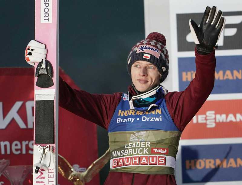 Ski-jump sensation Lindvik nails iconic Innsbruck Four Hills win