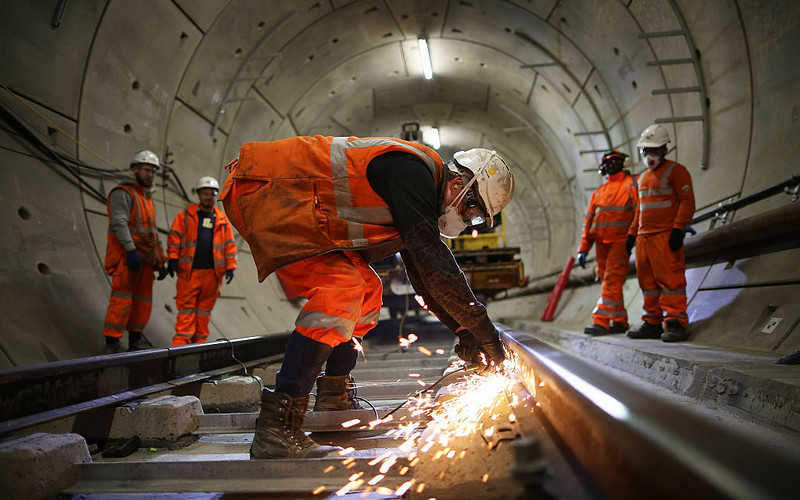 Crossrail could be delayed until autumn 2021