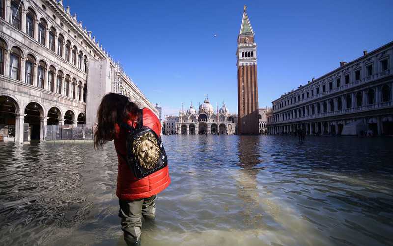 Wenecja: Kryzysowy system przeciwpowodziowy "gotowy za 6 miesięcy"