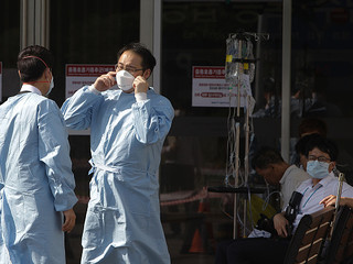 South Korea reports 11th death in MERS outbreak