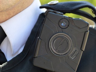 Londyńscy policjanci będą mieć osobiste kamery