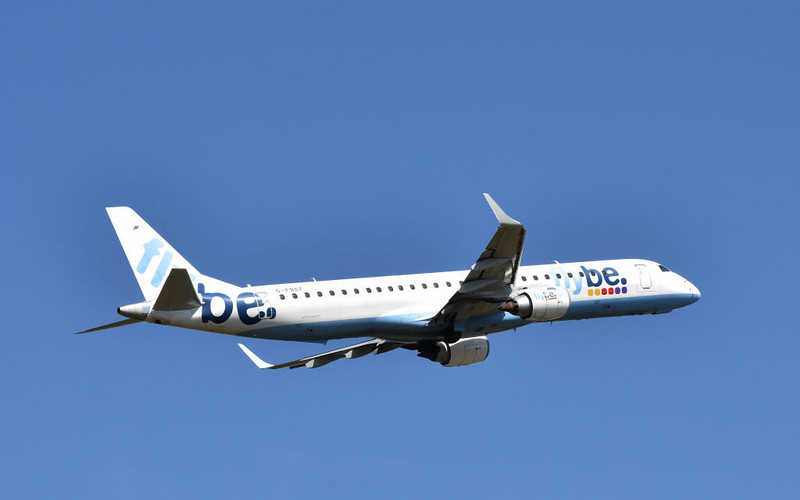 Brytyjski rząd pomoże liniom lotniczym Flybe 