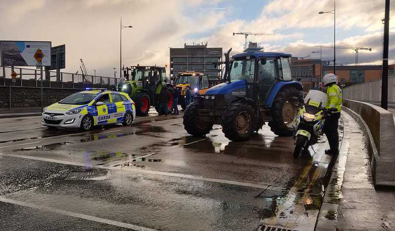 Traktory zablokowały ruch w Dublinie 